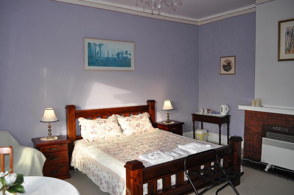Roslyn House Bed & Breakfast Bushy Park 外观 照片