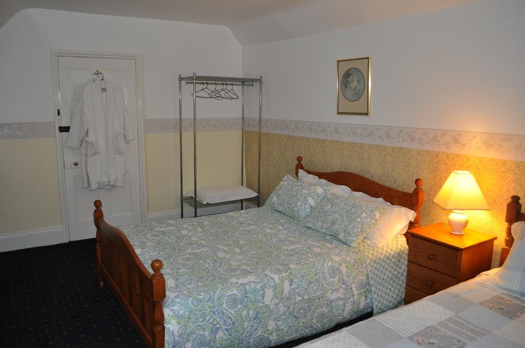 Roslyn House Bed & Breakfast Bushy Park 外观 照片