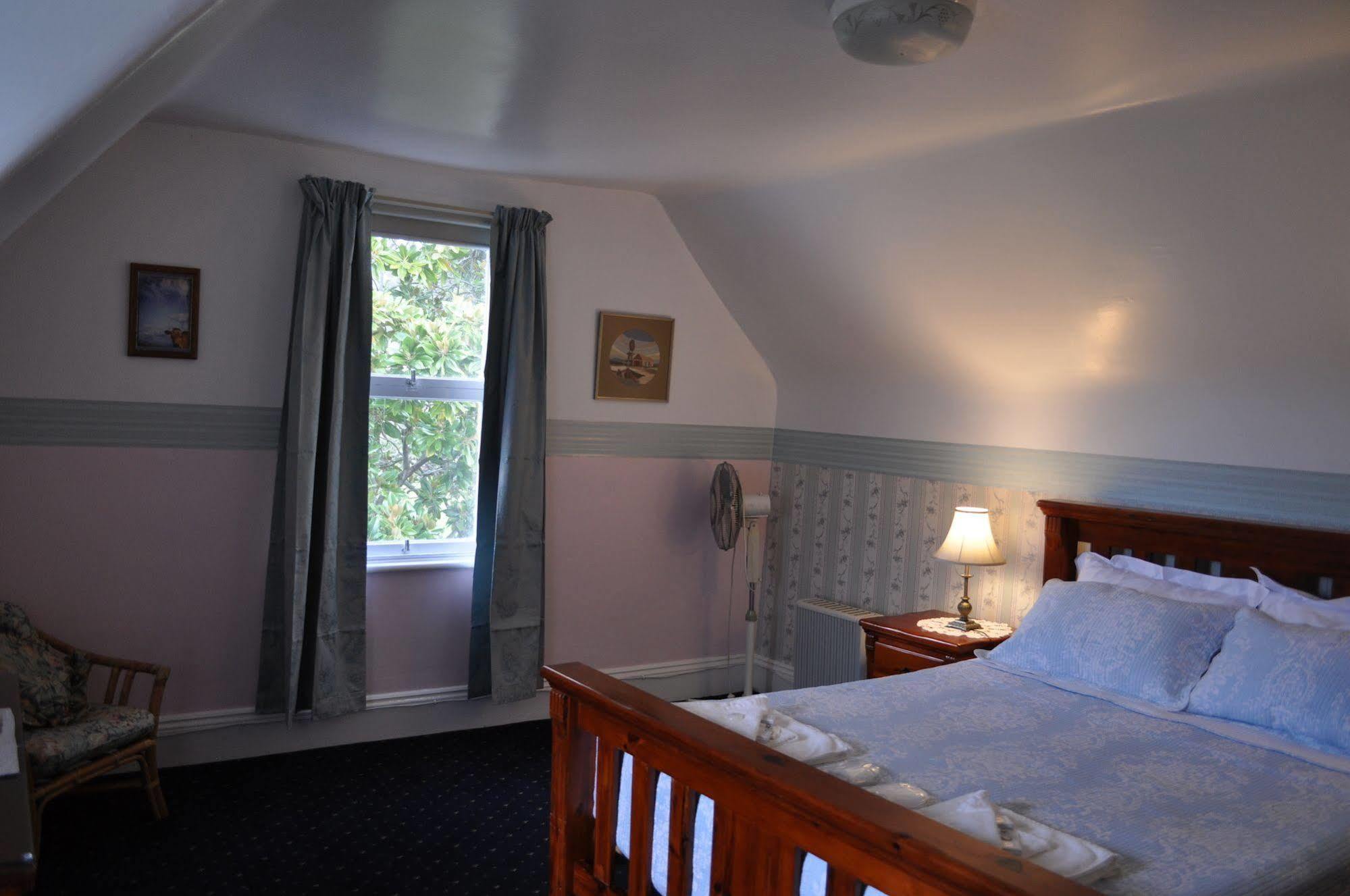 Roslyn House Bed & Breakfast Bushy Park 外观 照片