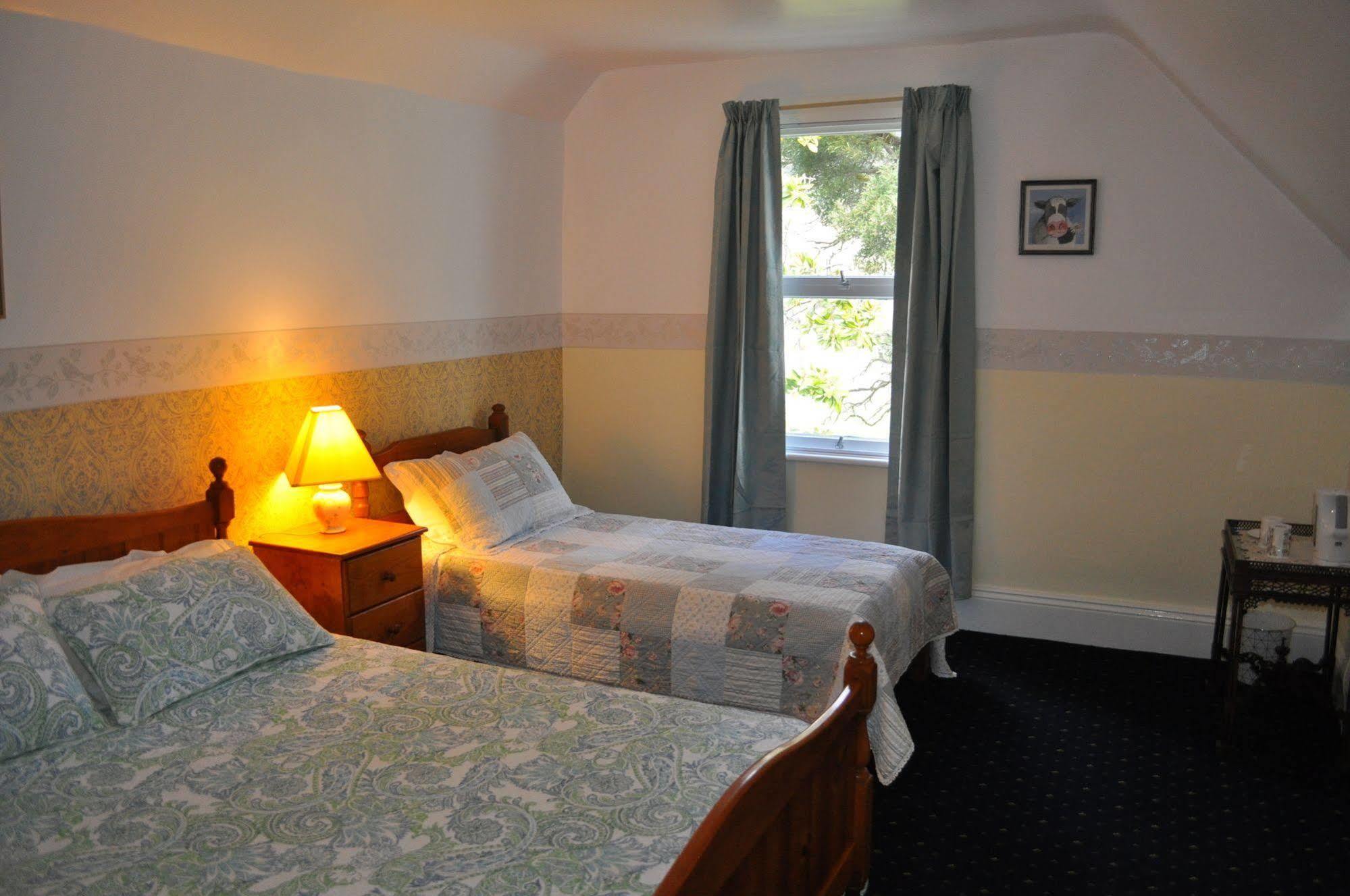 Roslyn House Bed & Breakfast Bushy Park 外观 照片