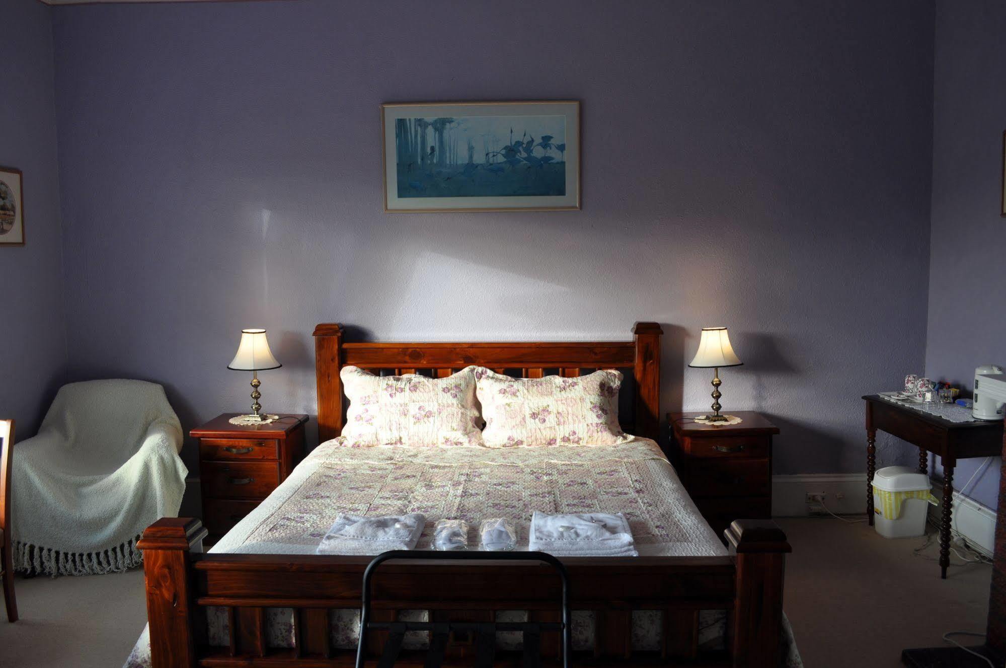 Roslyn House Bed & Breakfast Bushy Park 外观 照片